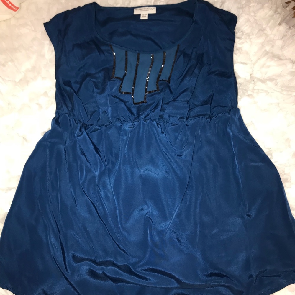 Liz Lange XS maternity shirt